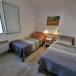 Encantador De 2 En L'escala Con Terraza Privada - Hisp-236-26 Lejlighed *